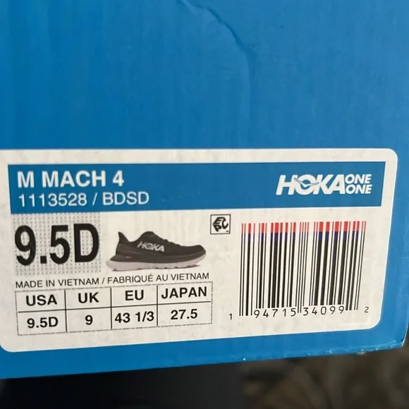 HOKA ONE ONE NIB Mens Mach 4 Mesh Black. size 9.5D. H-0069